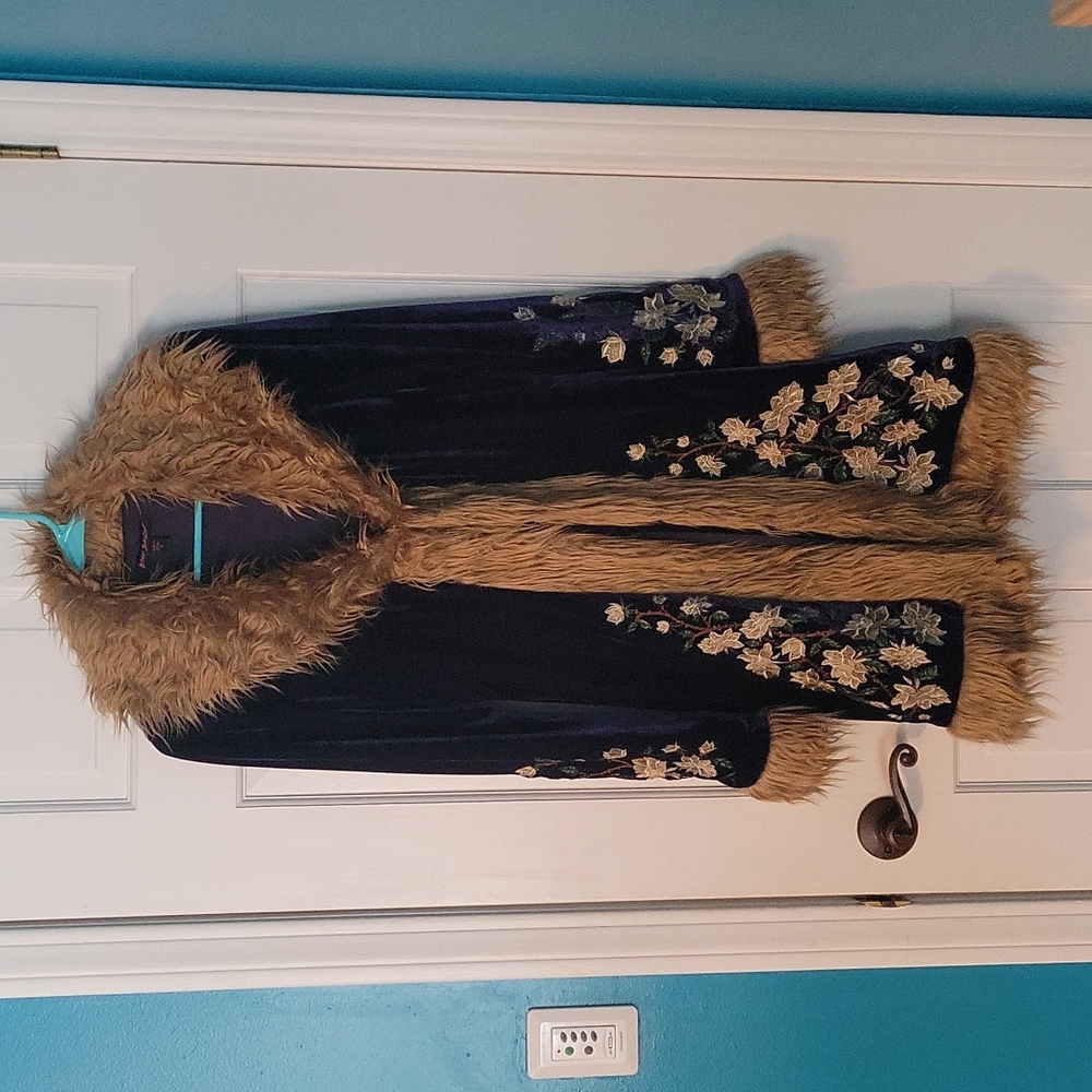 Betsey Johnson boho VELVET Floral embroidery faux fur trim coat RARE vintage